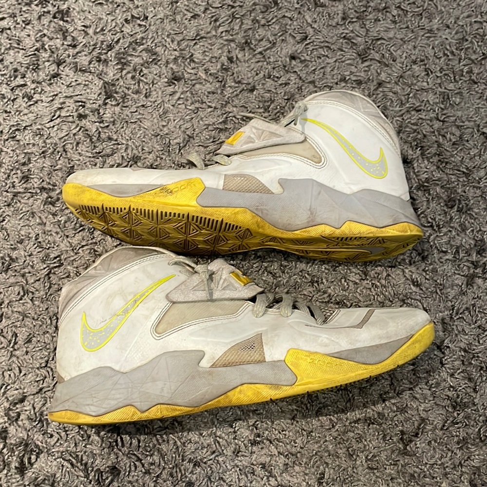 Nike lebron soldier 7